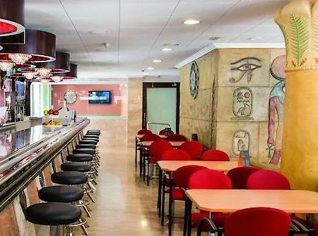 Hotel Cleopatra