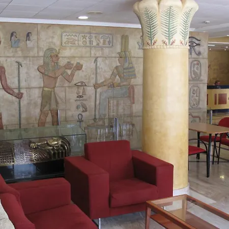 Hotel Cleopatra