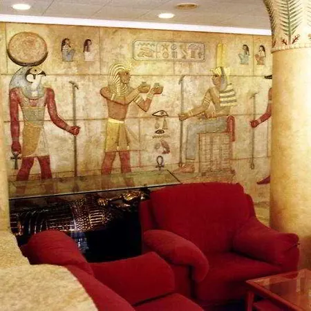 Cleopatra 4* Λορέτ Ντε Μαρ