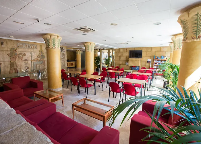 Hotel Cleopatra 4*