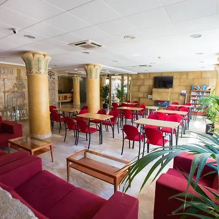 Hotell Cleopatra 4*