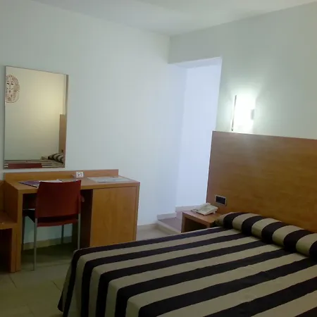 ホテル Cleopatra 4*