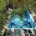 Hotel Cleopatra